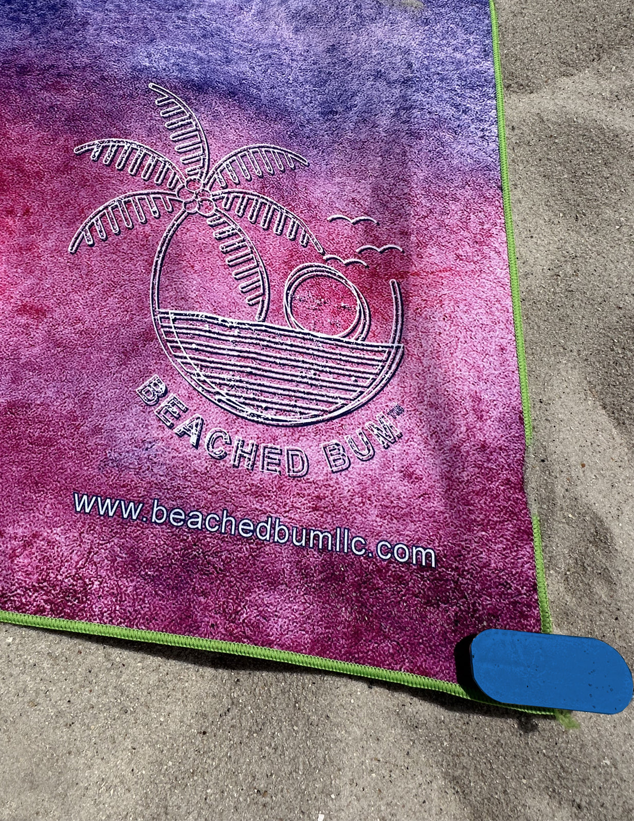 Secure Towel in Sand - Blue Anchors