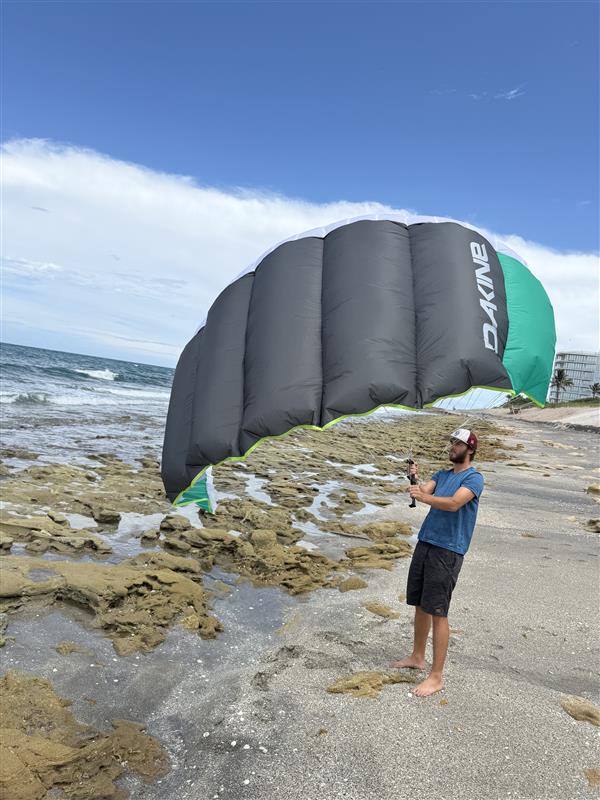 Kitesurfing & Wingfoiling