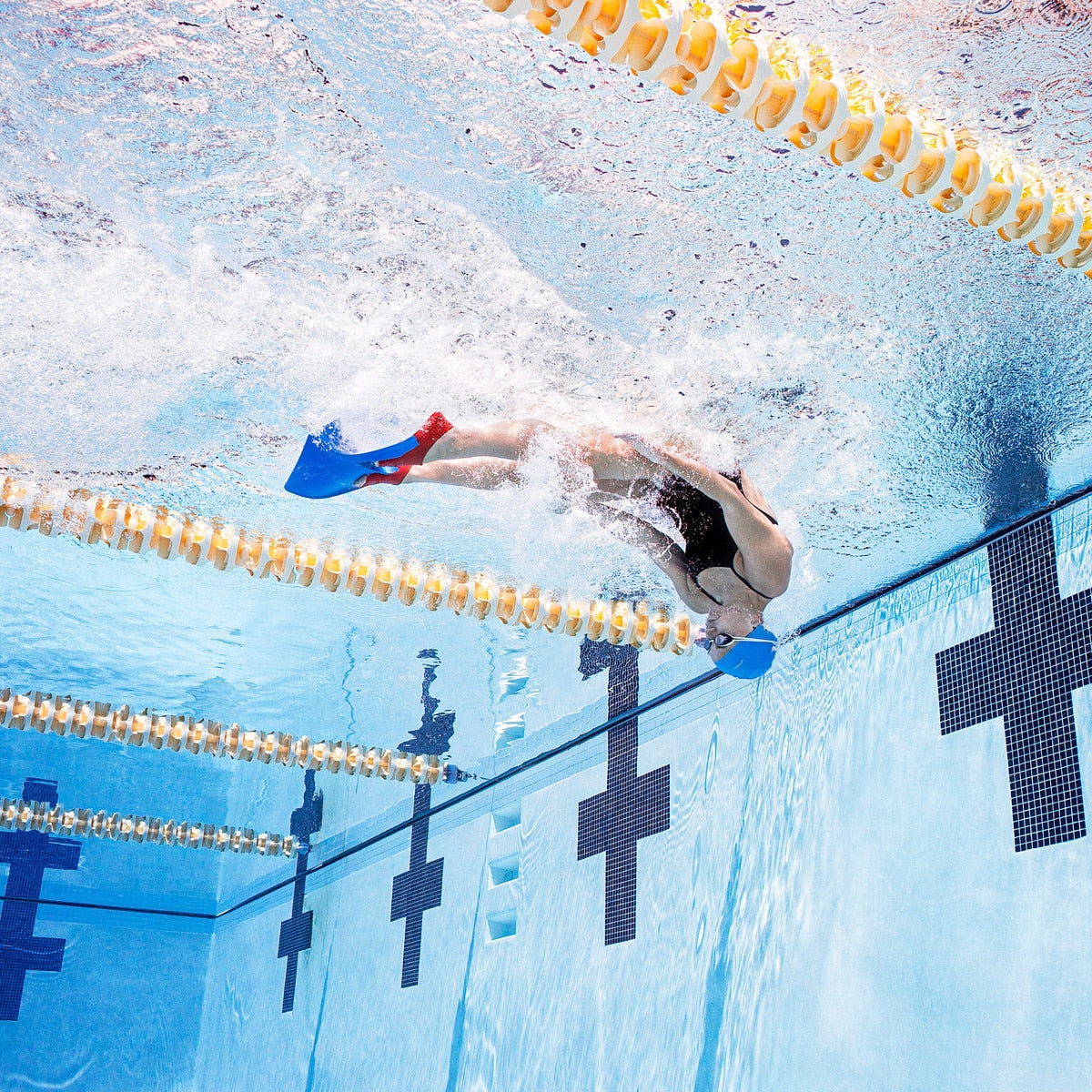 FINIS Long Floating Swim Fins