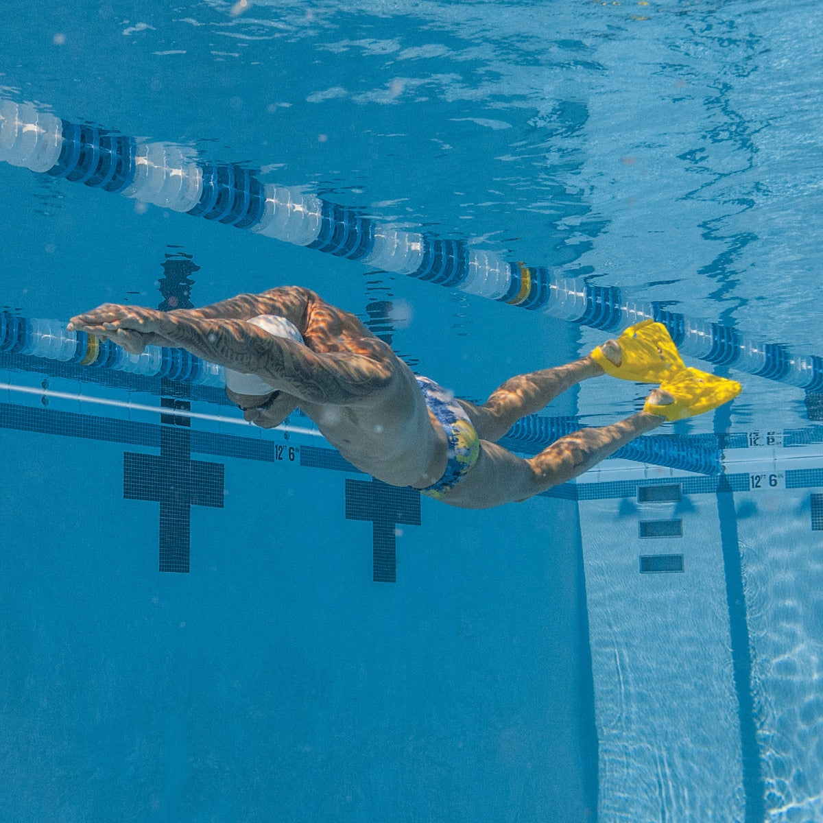 FINIS EDGE Muscle-Building Training Fins