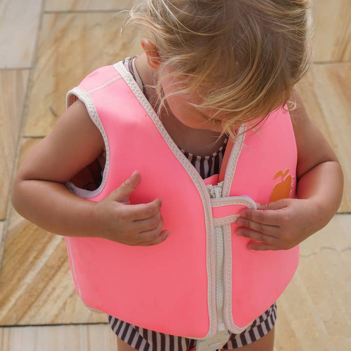 Sunnylife - Wholesale Beach Accessories - Float Vest 1-2 Poppy the Peach Neon Pink
