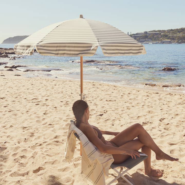 Sunnylife - Wholesale Beach Umbrella - Luxe Beach Umbrella Seagrass Stripe3