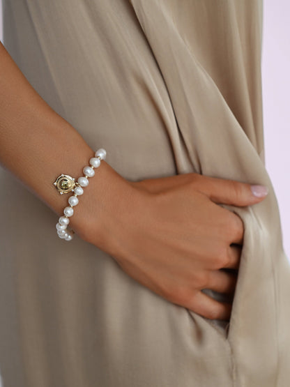 Eternal Gleam Pearl Bracelet
