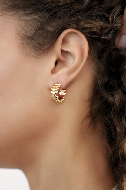 Small Metal Moderna Hoops