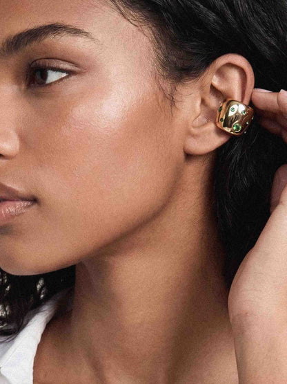 Scattered Crystal Chunky Ear Cuff