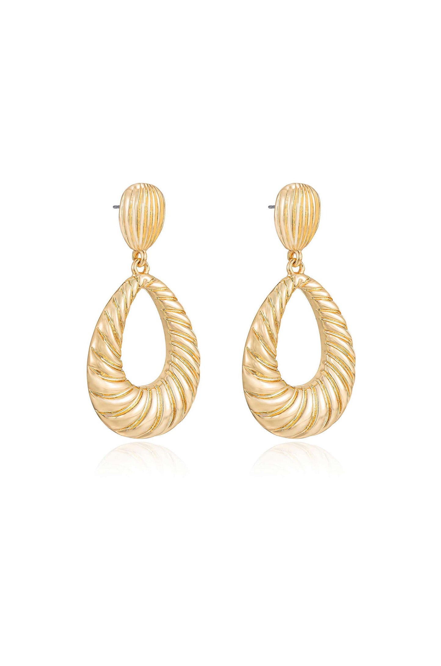 Teardrop Wave Detailed Earrings