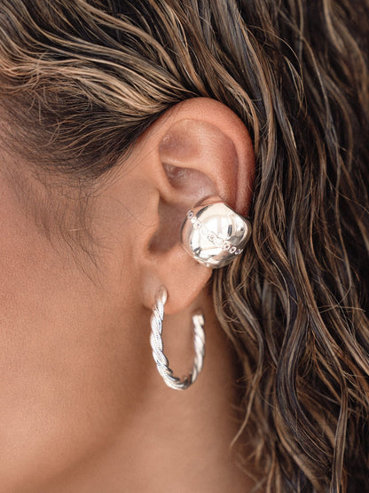 Center Crystal Line Chunky Ear Cuff