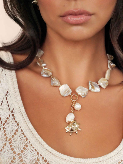 True Shell Necklace