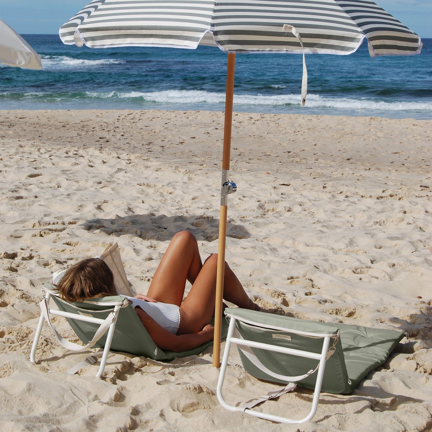 Reclining Beach Chair - Seagrass
