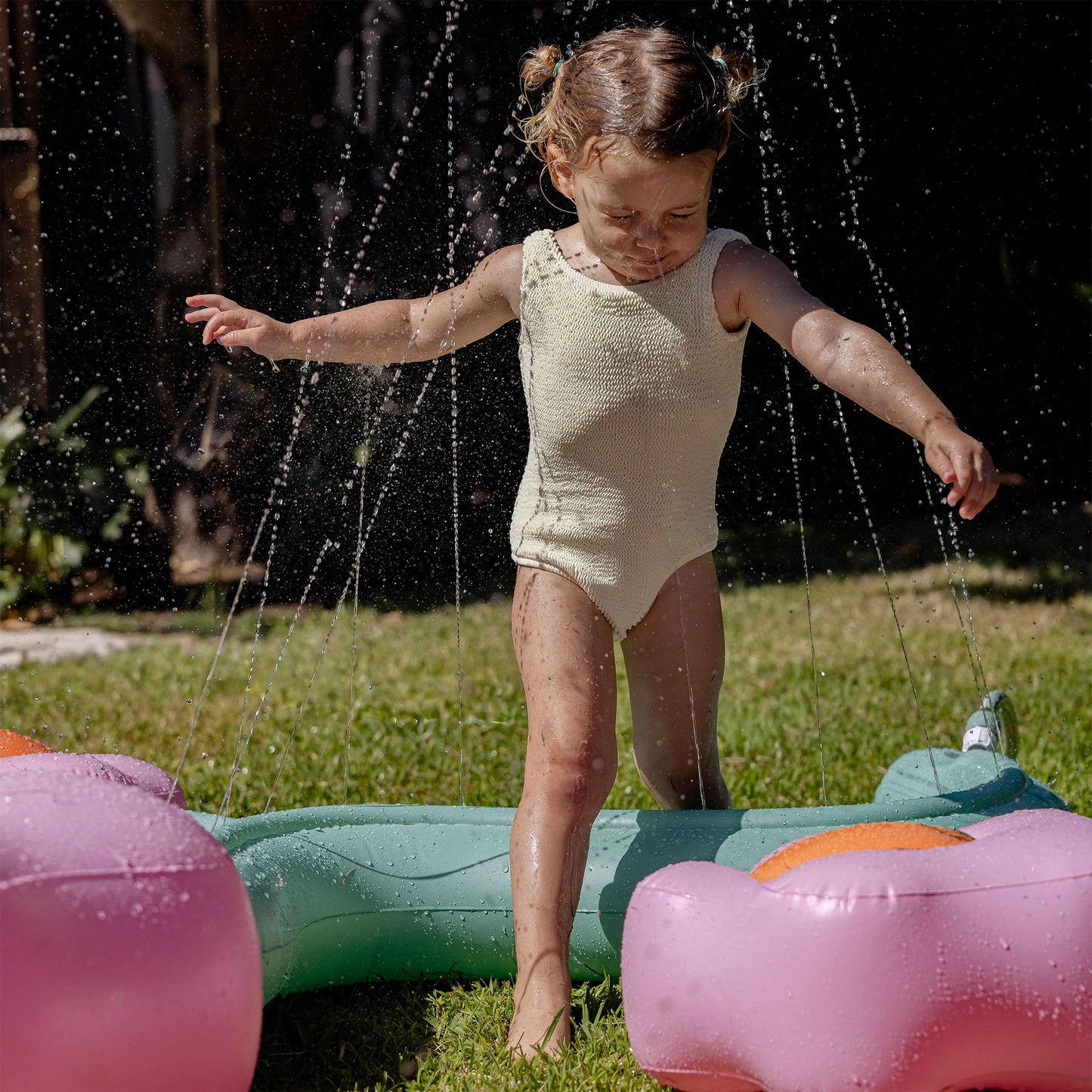 Inflatable Sprinkler - Poppy the Peach