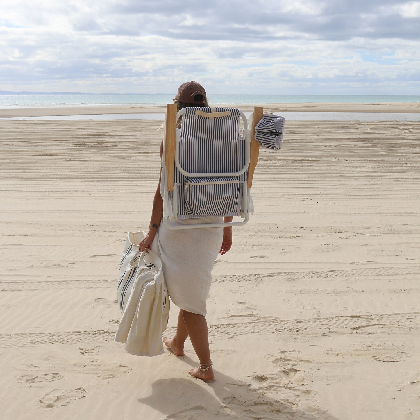 Luxe Beach Chair - Navy Stripe