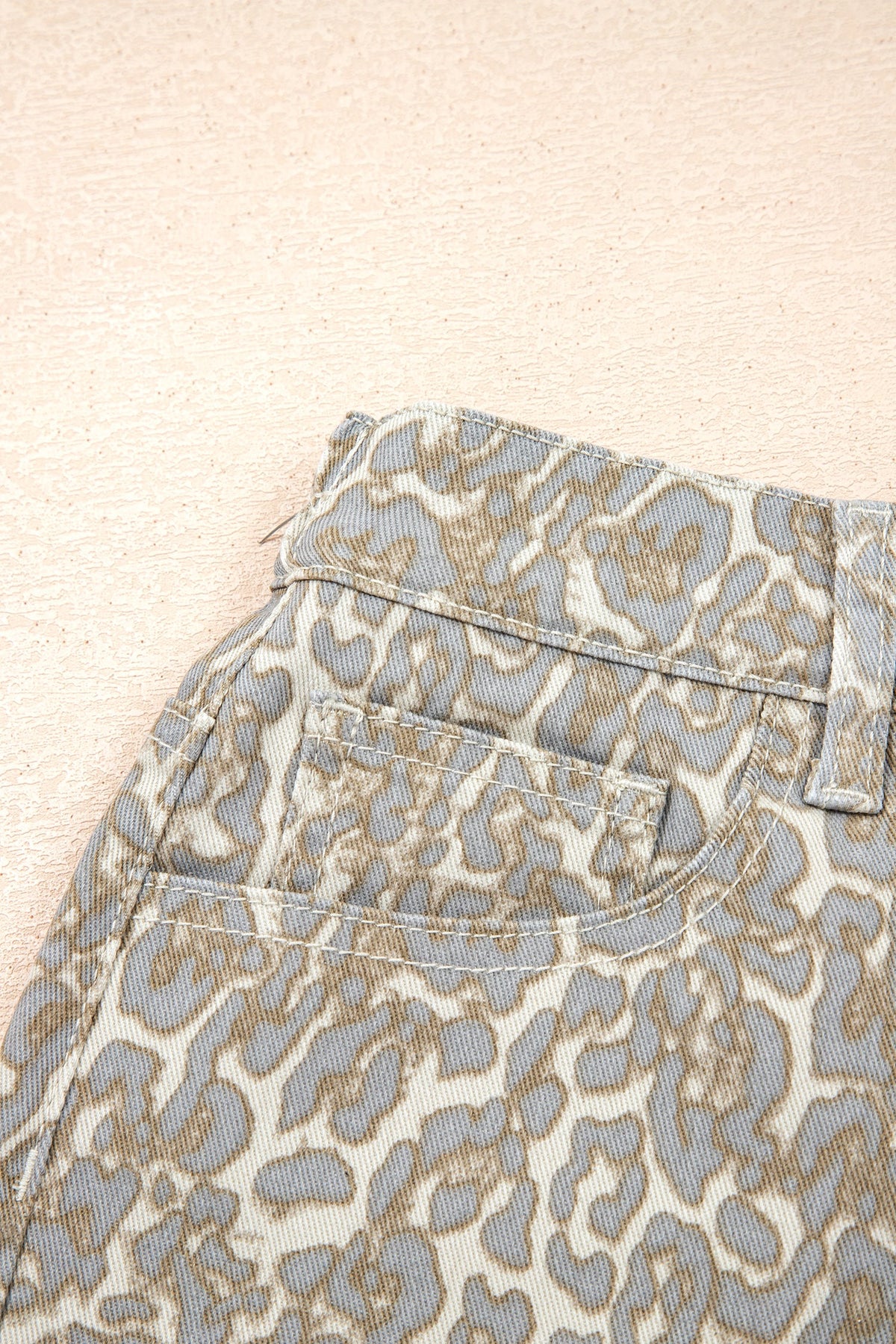Khaki Raw Edge Leopard Print Denim Shorts