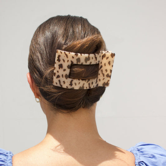 Blonde Tortoise Large Flat Rectangle Hair Clip