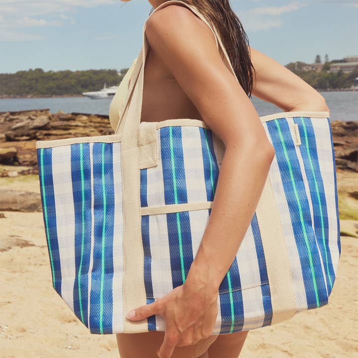 Sunnylife - Wholesale Beach Bag - Recycled Nylon Coolertote La Mer Blue Neon