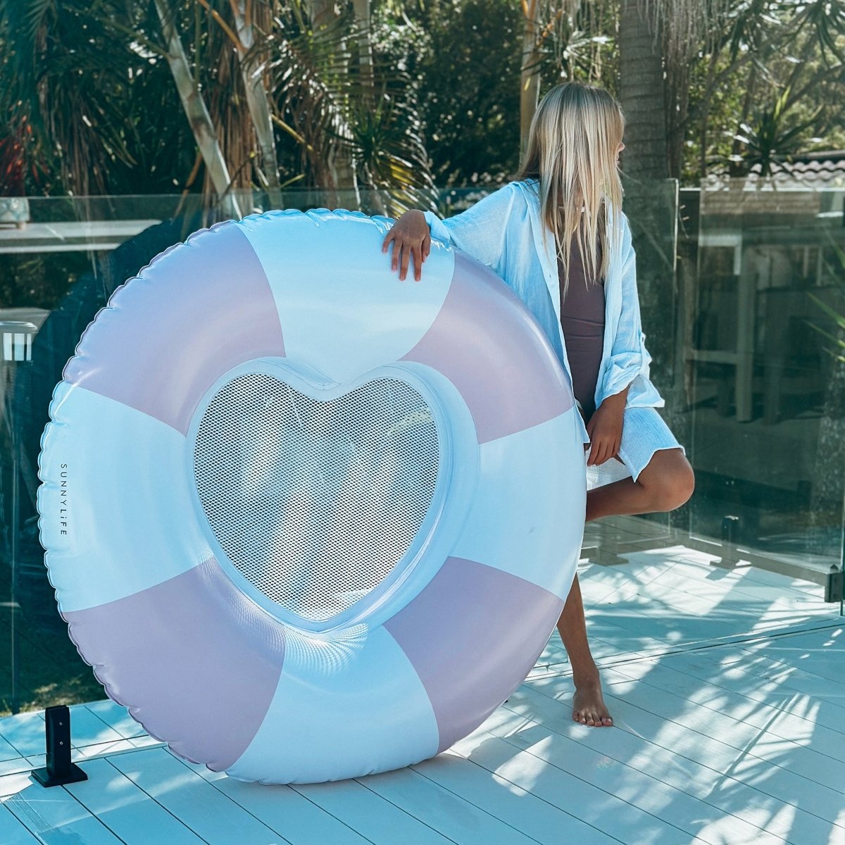 Luxe Pool Ring - Stole My Heart Pink