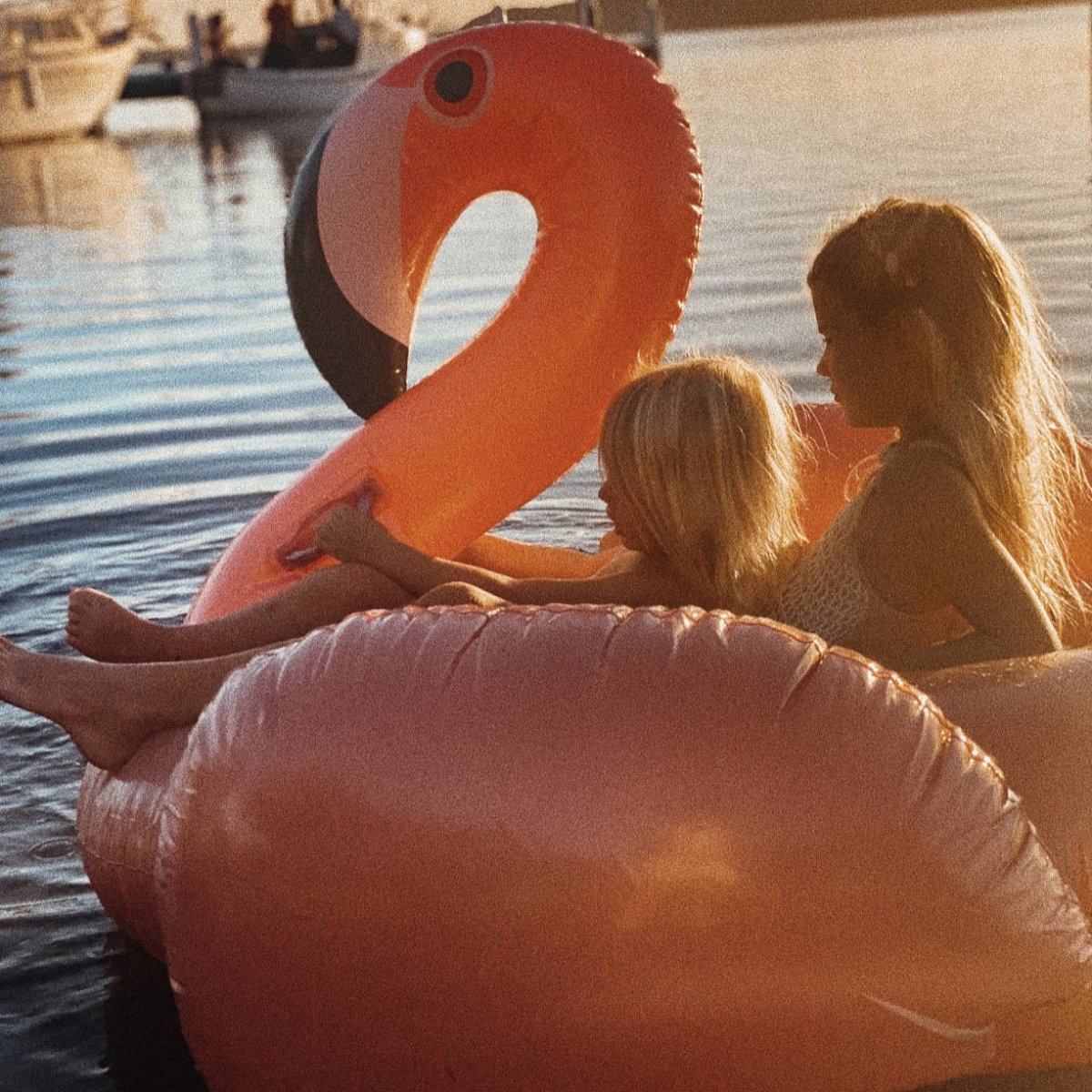 Luxe Ride-On Flamingo Float - Rose Gold
