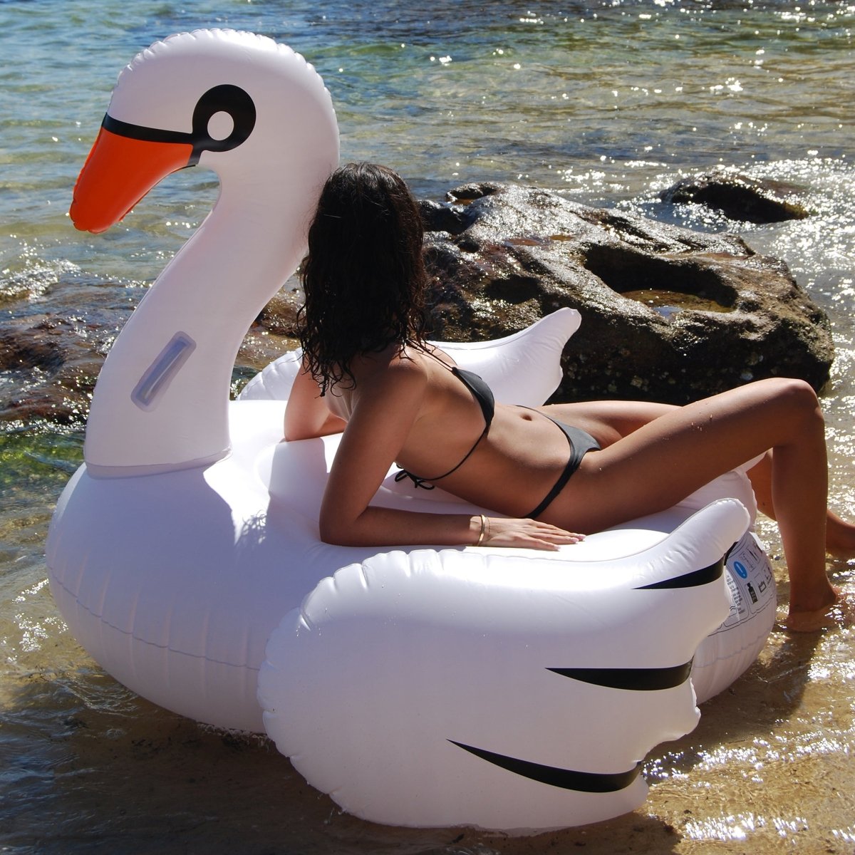 Original Luxe Ride-On Float Swan - White