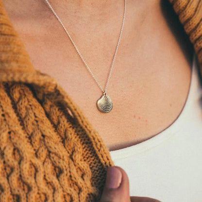 Clam Shell Necklace